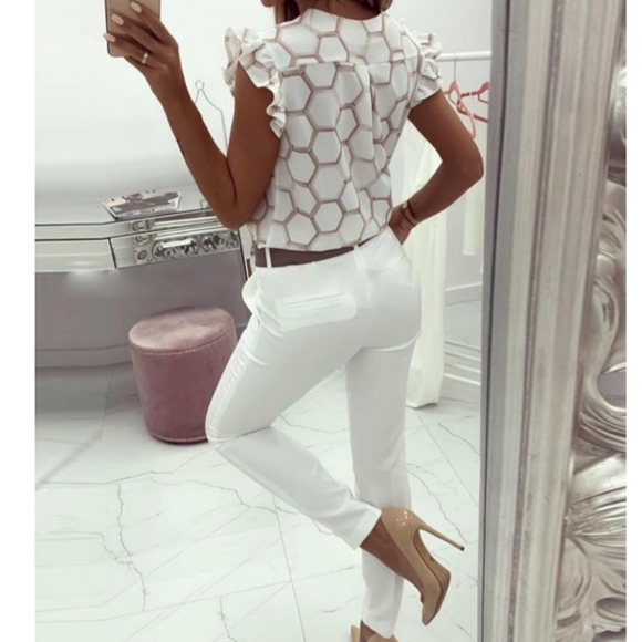 👄HP👄New V-Neck Ruffle Casual Shirt - Picture 3 of 7